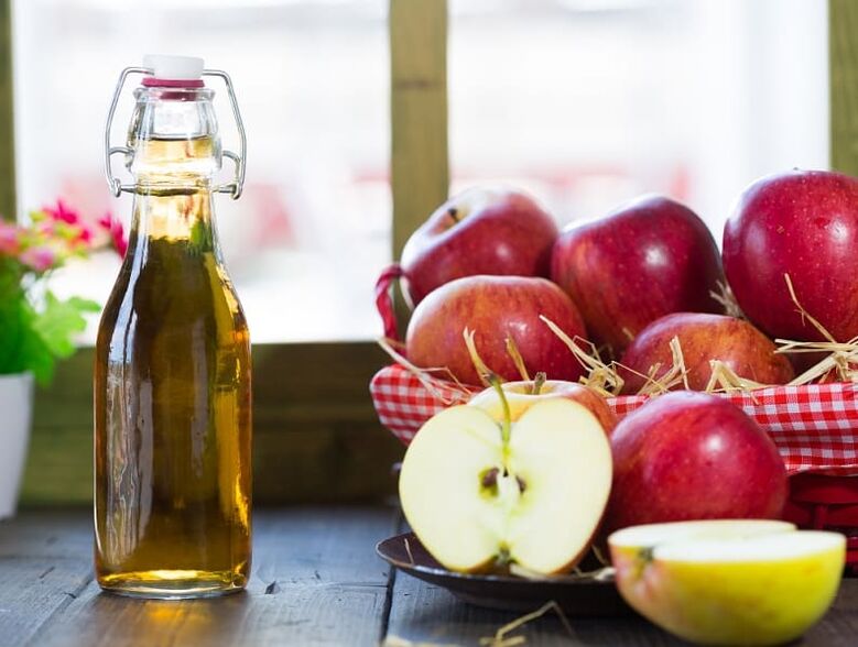 Apple cider vinegar is very effective in treating varicose veins in the legs.